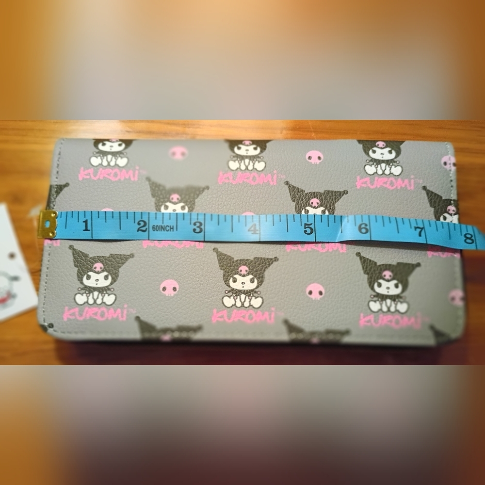Sanrio Kuromi Zip Around Long Wallet Gray Pink Skull Pattern NWT - Picture 5 of 6